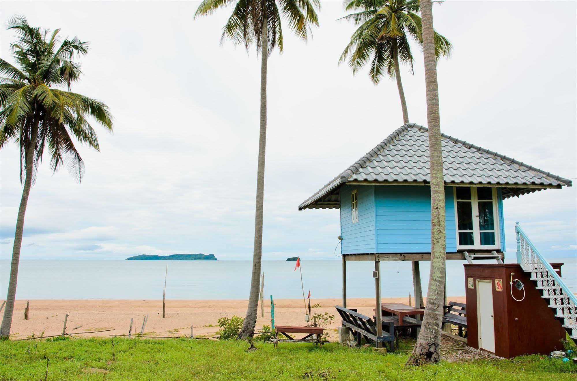 Sananwan Beach B&B Bang Saphan Noi Exterior photo