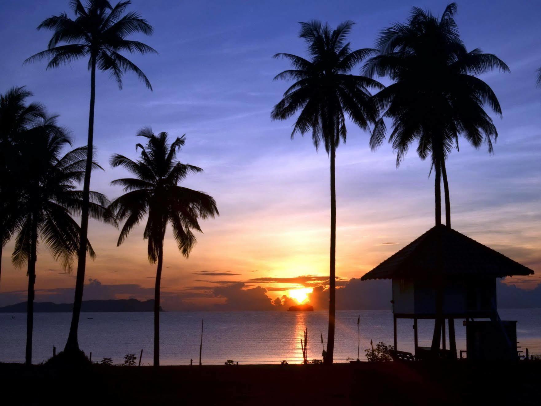 Sananwan Beach B&B Bang Saphan Noi Exterior photo